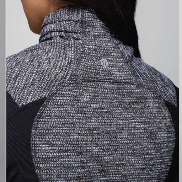 Lululemon Bhakti Yoga Jacket Size 6 Black Grey Gray Zip Up EUC - Picture 7 of 9